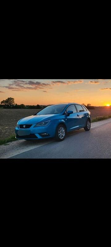 Blau Gebraucht 2014 Seat Ibiza ST Kombi | 9.200 € - Bild 1/1