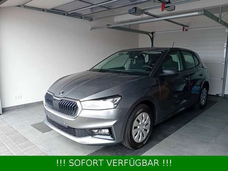 Grau Neu 2025 Skoda Fabia Selection Kleinwagen | 18.390 € (Superpreis) - Bild 1/3