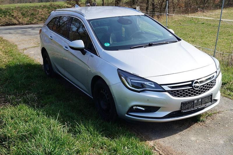 Gebraucht Opel Astra Edition 145 PS (106 kW) 2017 Silber Kombi
