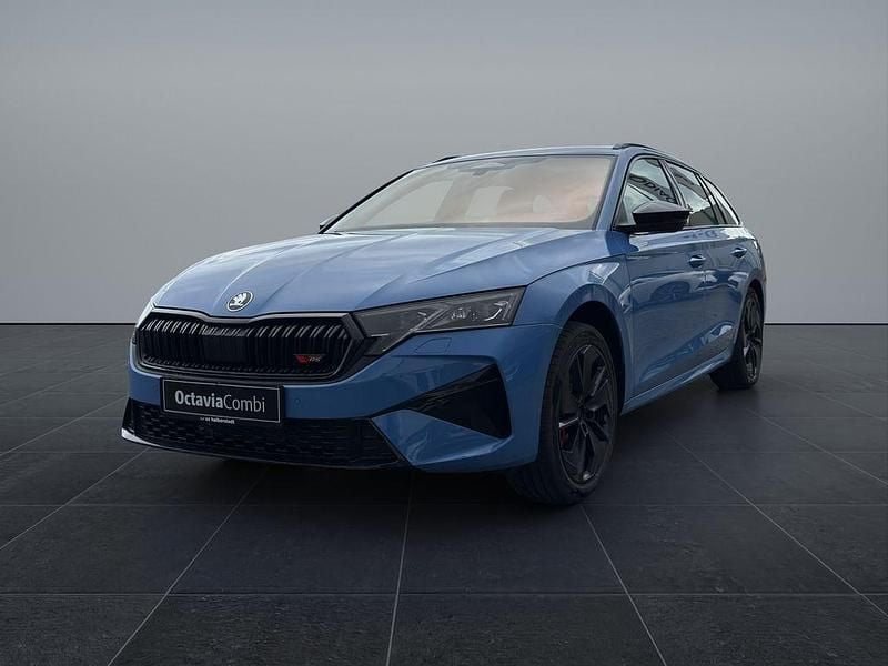 Neu Skoda Octavia RS 265 PS (194 kW) 2026 Blau Kombi