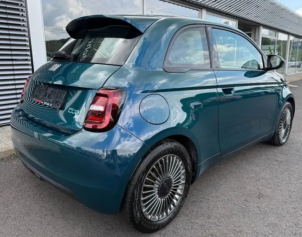 Gebraucht Fiat 500e Icon 86 kW (118 PS) 2022 Grün