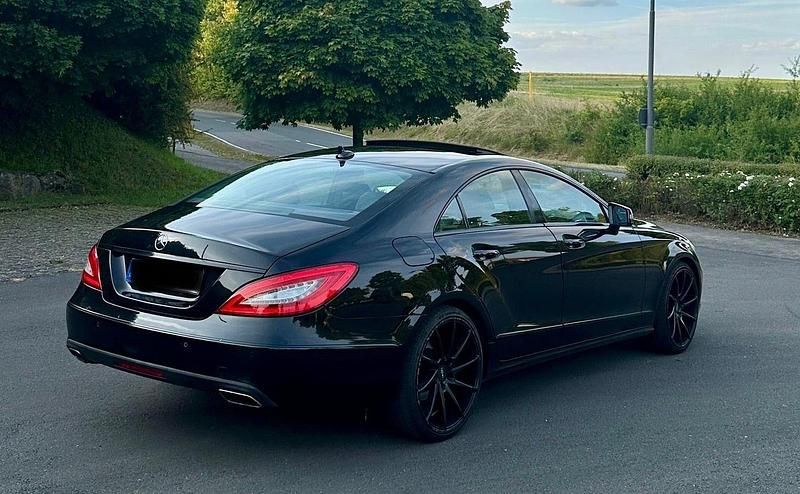 Schwarz Gebraucht 2014 Mercedes CLS350 Coupé | 17.990 € (Guter Preis) - Bild 1/4