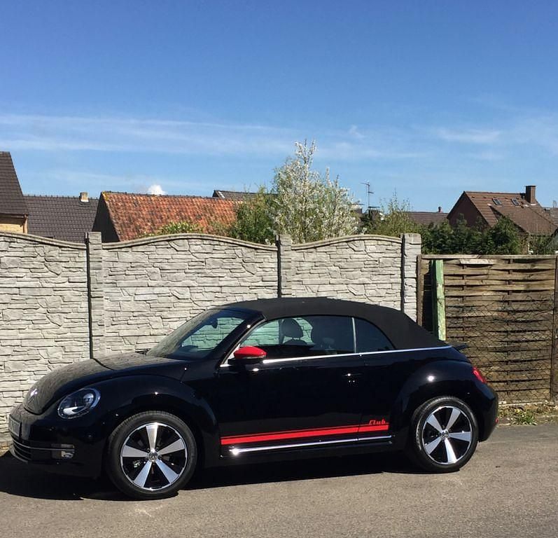 Gebraucht VW Beetle CLUB 105 PS (77 kW) 2016 Schwarz Kleinwagen