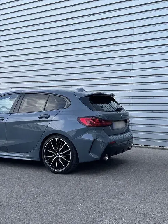 Gebraucht BMW 120 M Sport 190 PS (139 kW) 2019 Grau Kleinwagen