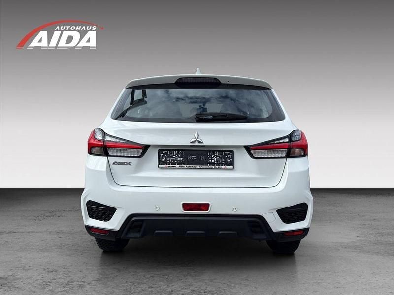 Gebraucht Mitsubishi ASX Basis 150 PS (110 kW) 2021 Weiß SUV