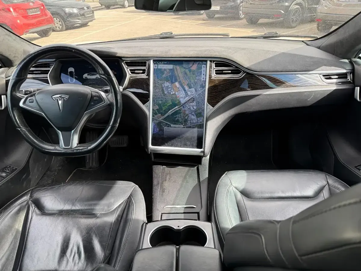 Gebraucht Tesla Model S 309 kW (421 PS) 2016 Weiß Kleinwagen