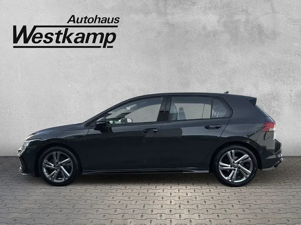 Gebraucht VW Golf VIII R-line 131 PS (96 kW) 2024 Grau Limousine