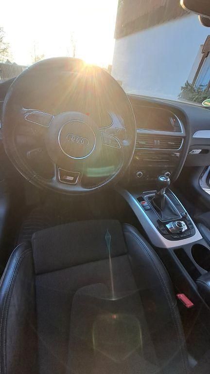 Gebraucht Audi A4 S-Line 177 PS (130 kW) 2014 Silber Kombi