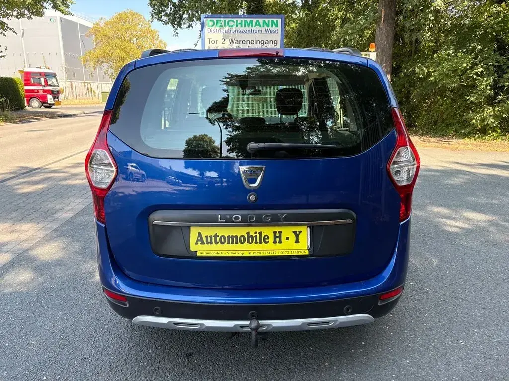 Gebraucht Dacia Lodgy Stepway 131 PS (96 kW) 2022 Blau Van / Kleinbus