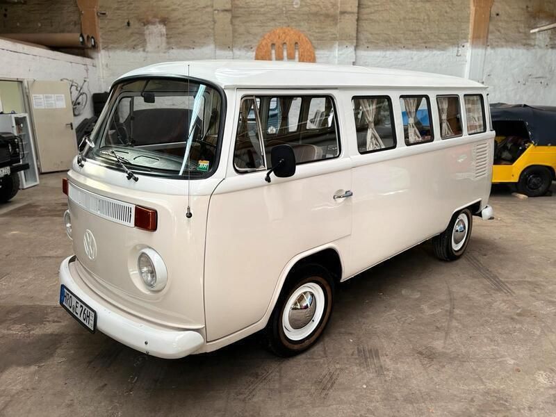 Beige Gebraucht 1976 VW T2 Van | 27.000 € - Bild 1/4