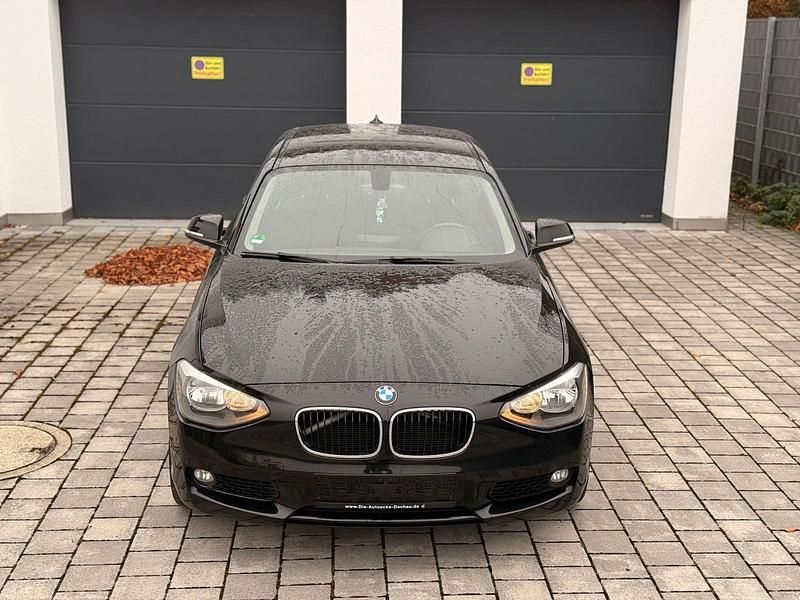 Schwarz Gebraucht 2012 BMW 116 Sport Line Kleinwagen | 4.900 € (Guter Preis) - Bild 1/4