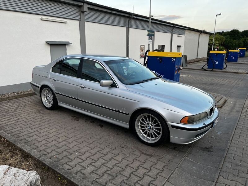 Silber Gebraucht 1999 BMW 523 Performance Limousine | 6.200 € (Teuer) - Bild 1/4
