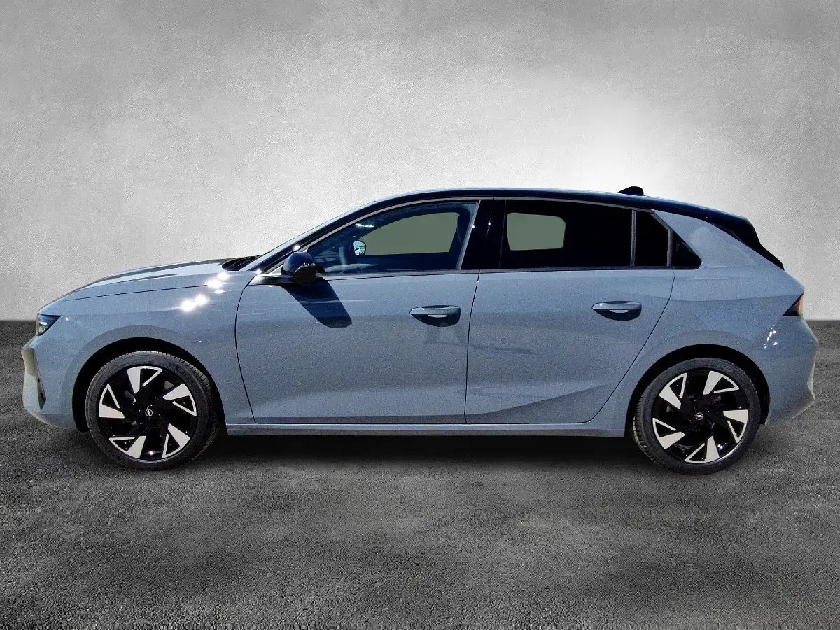 Neu Opel Astra 145 PS (106 kW) 2026 Grafik grau Limousine