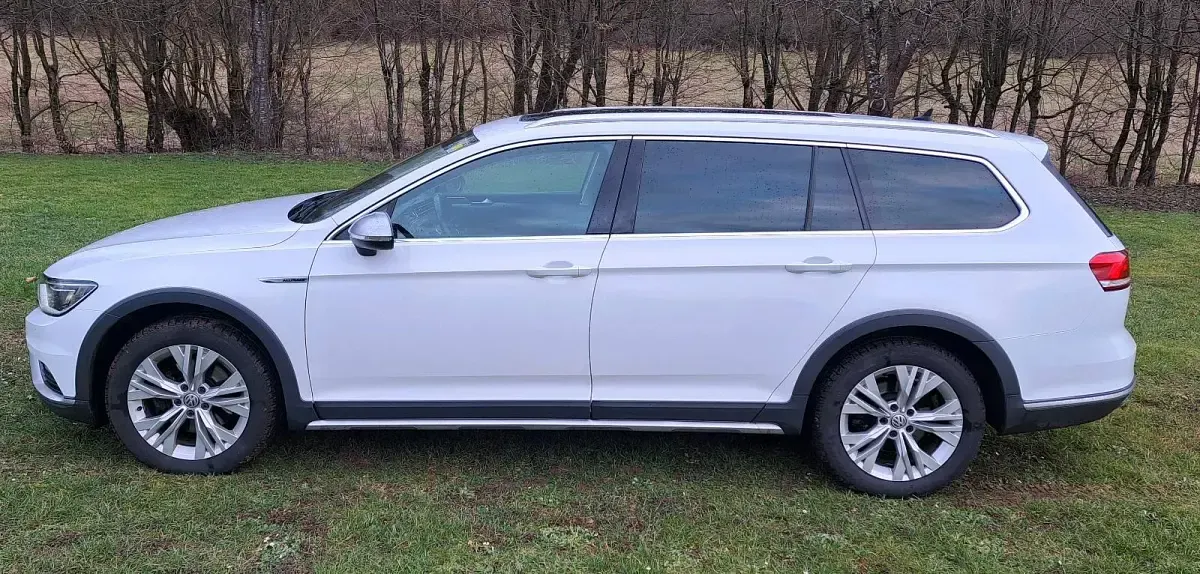 Gebraucht VW Passat Alltrack 190 PS (139 kW) 2018 Weiß Kombi
