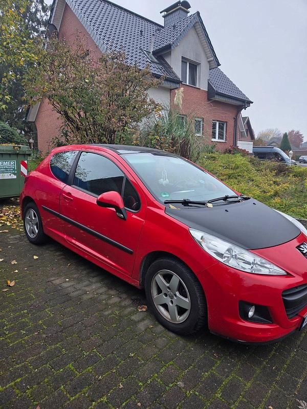 Rot Gebraucht 2010 Peugeot 207 Kombi | 2.499 € (Guter Preis) - Bild 1/4