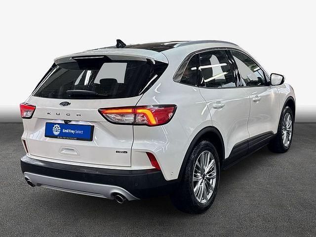 Gebraucht Ford Kuga Titanium 152 PS (111 kW) 2022 White platinum metallic SUV