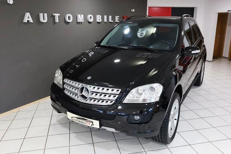Schwarz Gebraucht 2008 Mercedes ML280 Sport SUV | 11.999 € (Fairer Preis) - Bild 1/4