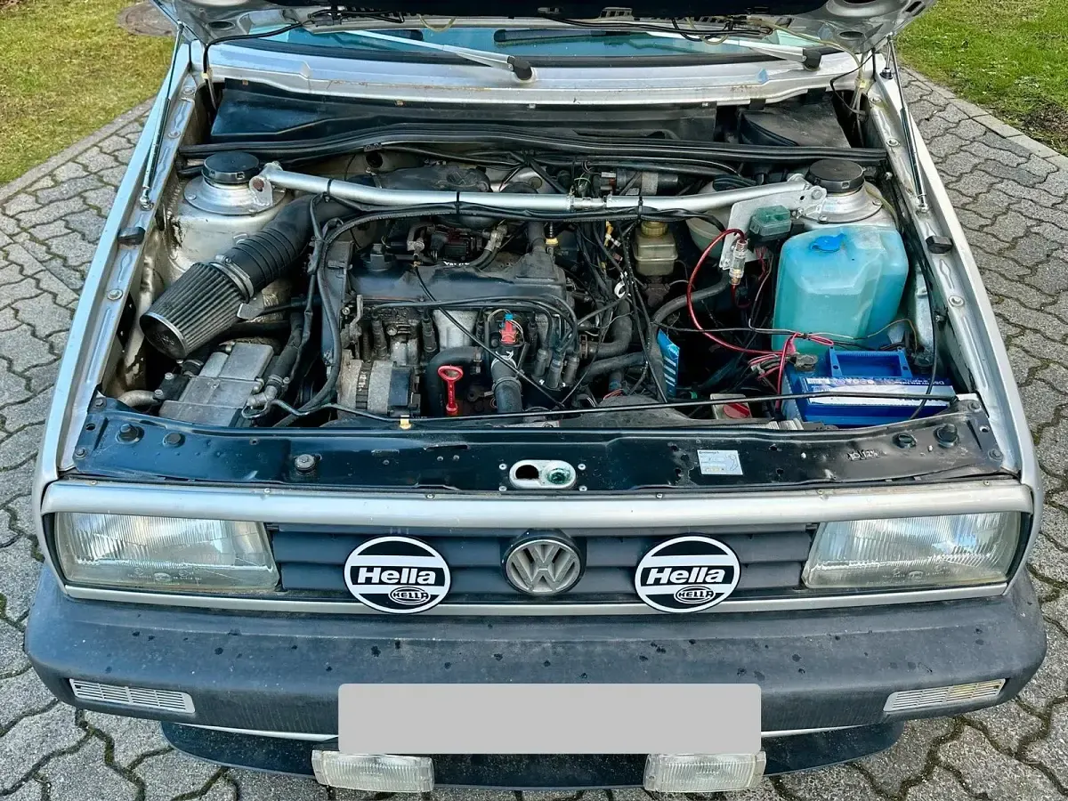 Gebraucht VW Jetta 90 PS (66 kW) 1991 Silber Limousine
