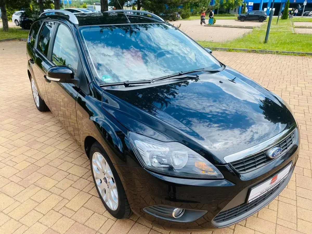 Gebraucht Ford Focus 116 PS (85 kW) 2009 Schwarz Kombi