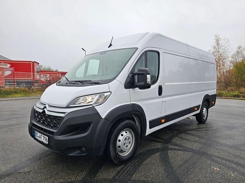 Gebraucht Citroën Jumper 165 PS (121 kW) 2024 Weiß Van / Kleinbus
