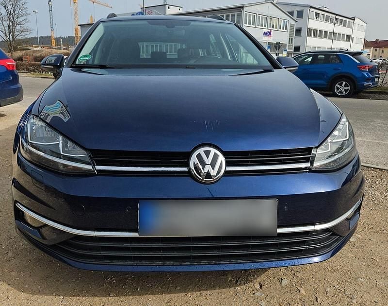 Gebraucht VW Golf VII 116 PS (85 kW) 2018 Blau Kombi