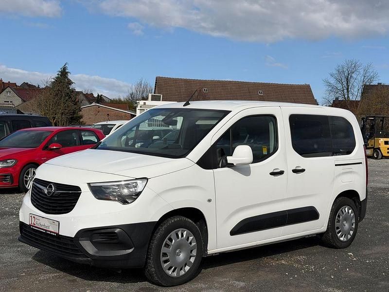 Gebraucht Opel Combo Edition 131 PS (96 kW) 2019 Weiß Van / Kleinbus