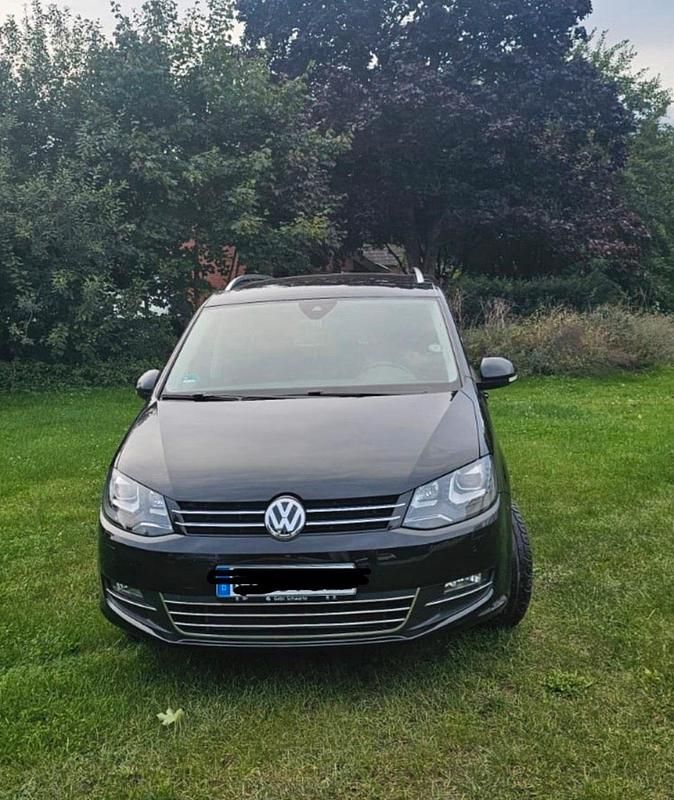 Gebraucht VW Sharan 184 PS (135 kW) 2017 Schwarz Van / Kleinbus