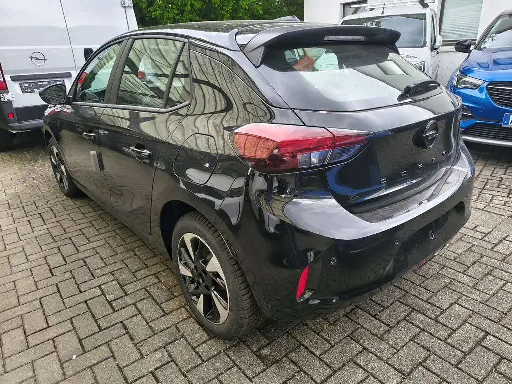 Neu Opel Corsa-e Ultimate 100 kW (136 PS) 2026 Schwarz Kleinwagen