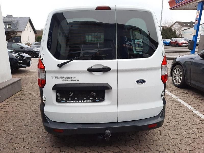 Gebraucht Ford Transit Trend 101 PS (74 kW) 2021 Weiß Van / Kleinbus