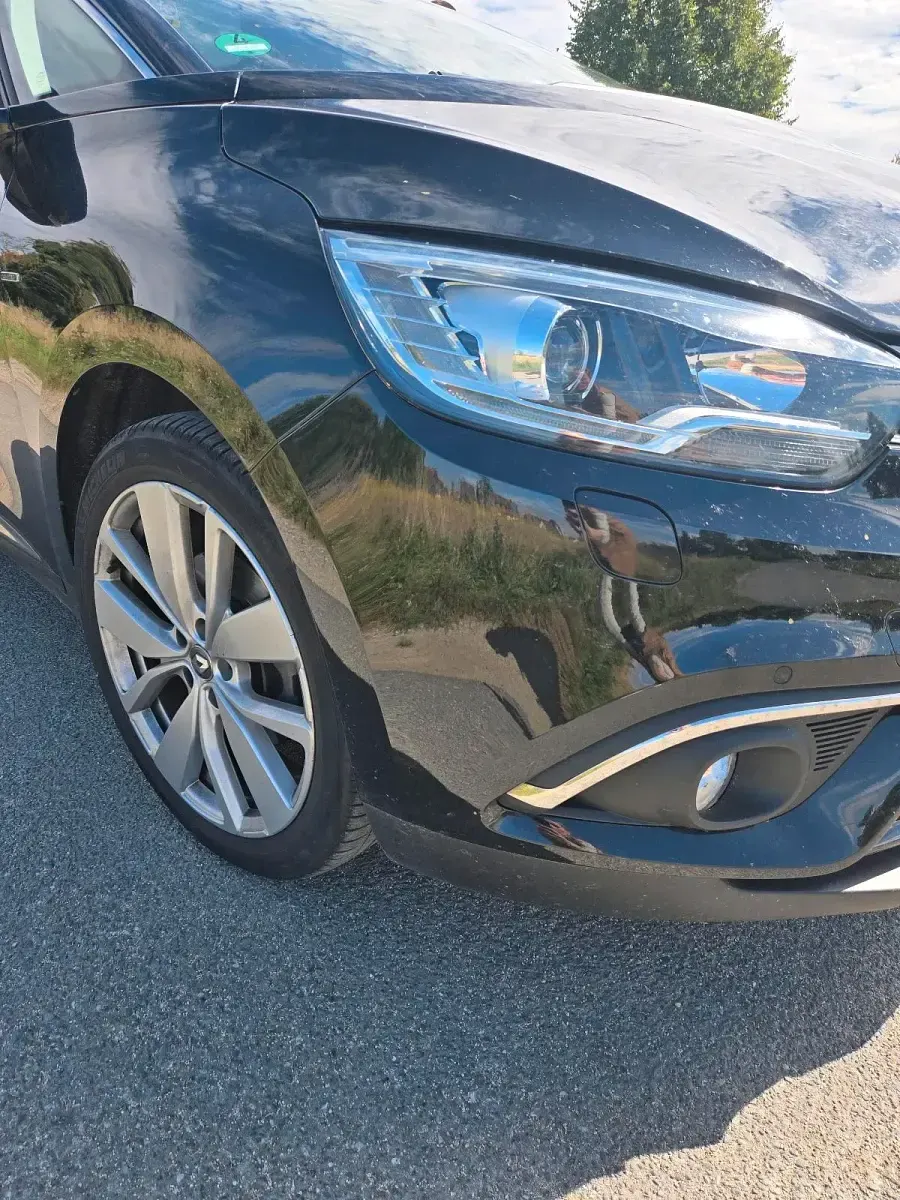 Gebraucht Renault Scénic IV 110 PS (80 kW) 2019 Schwarz Van / Kleinbus