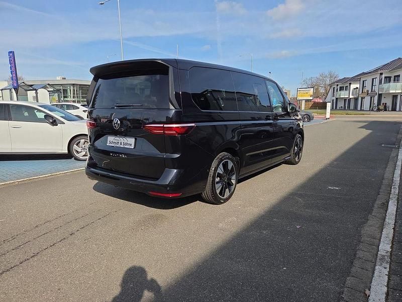 Gebraucht VW Multivan Life 150 PS (110 kW) 2025 Schwarz metallic Van