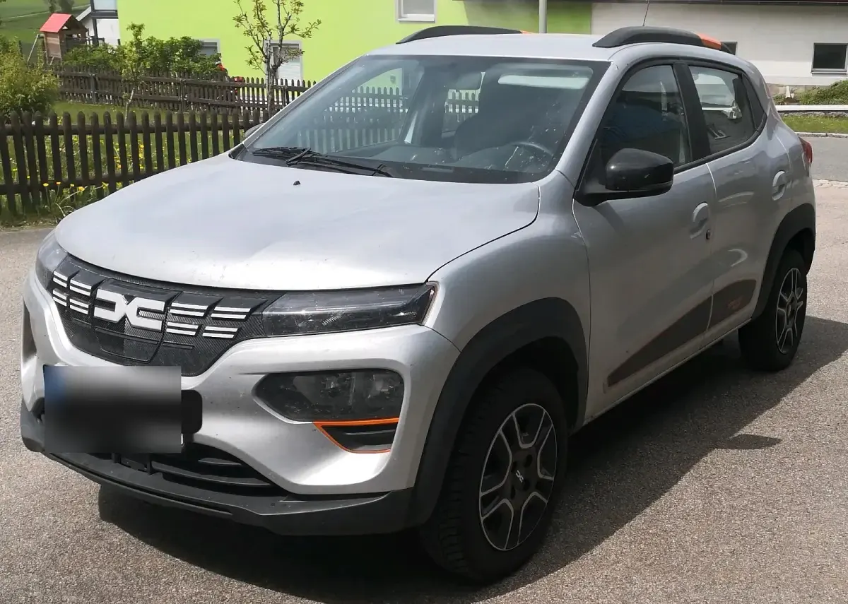 Gebraucht Dacia Spring Essentiel 33 kW (45 PS) 2022 Silber Kleinwagen