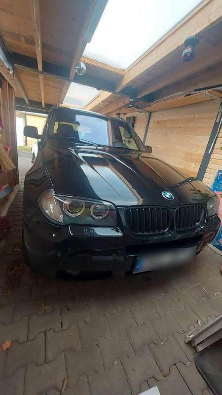 Schwarz Gebraucht 2008 BMW X3 Performance SUV | 6.490 € (Fairer Preis) - Bild 1/4