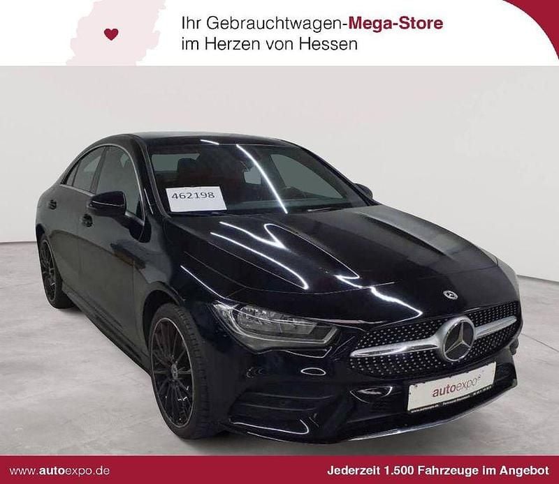 Nachtschwarz Gebraucht 2022 Mercedes CLA250e AMG line Limousine | 30.990 € (Guter Preis) - Bild 1/4