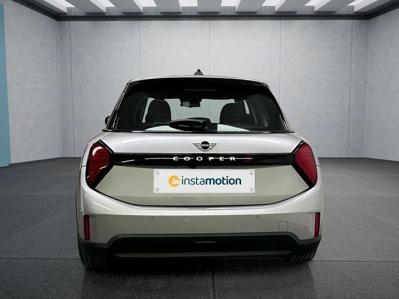 Gebraucht Mini Cooper S Classic 204 PS (150 kW) 2024 Silber Kleinwagen