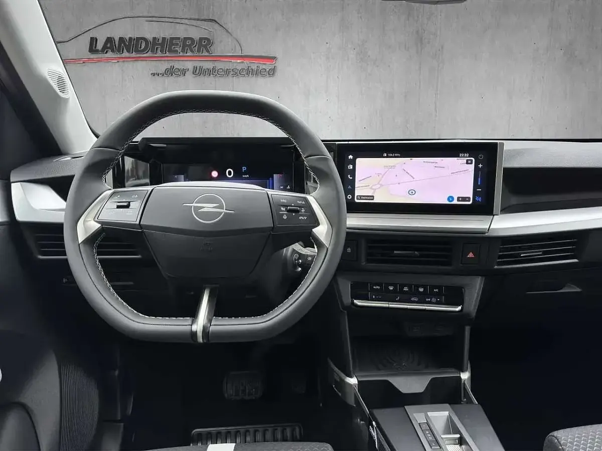 Nouvelle Opel Frontera 145 ch (106 kW) 2026 Vert SUV