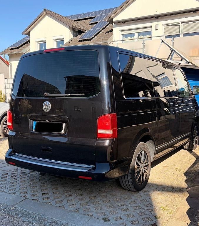 Gebraucht VW T5 Highline 179 PS (131 kW) 2012 Schwarz Van