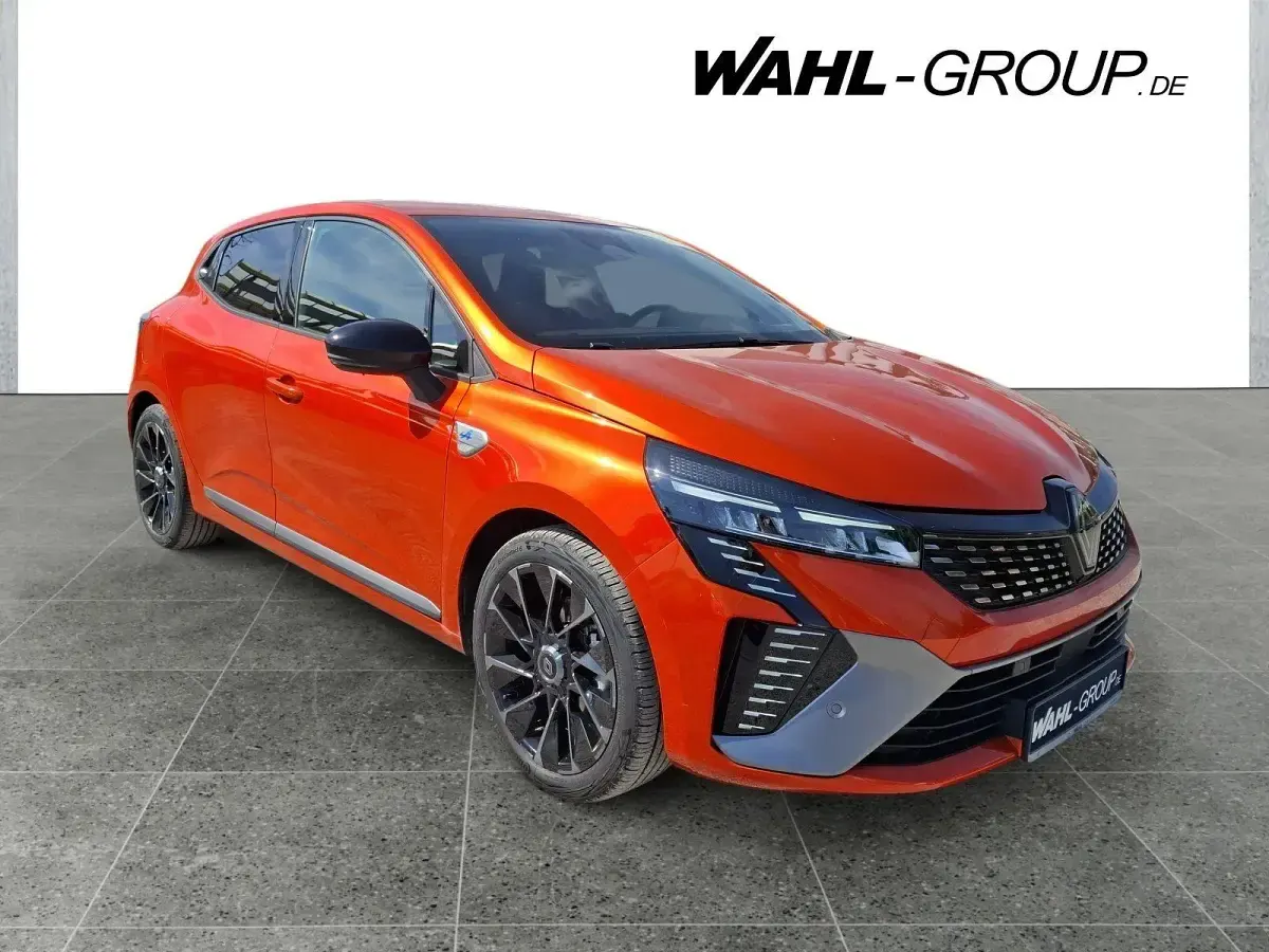 Gebraucht Renault Clio V Esprit Alpine 145 PS (106 kW) 2024 Orange Limousine