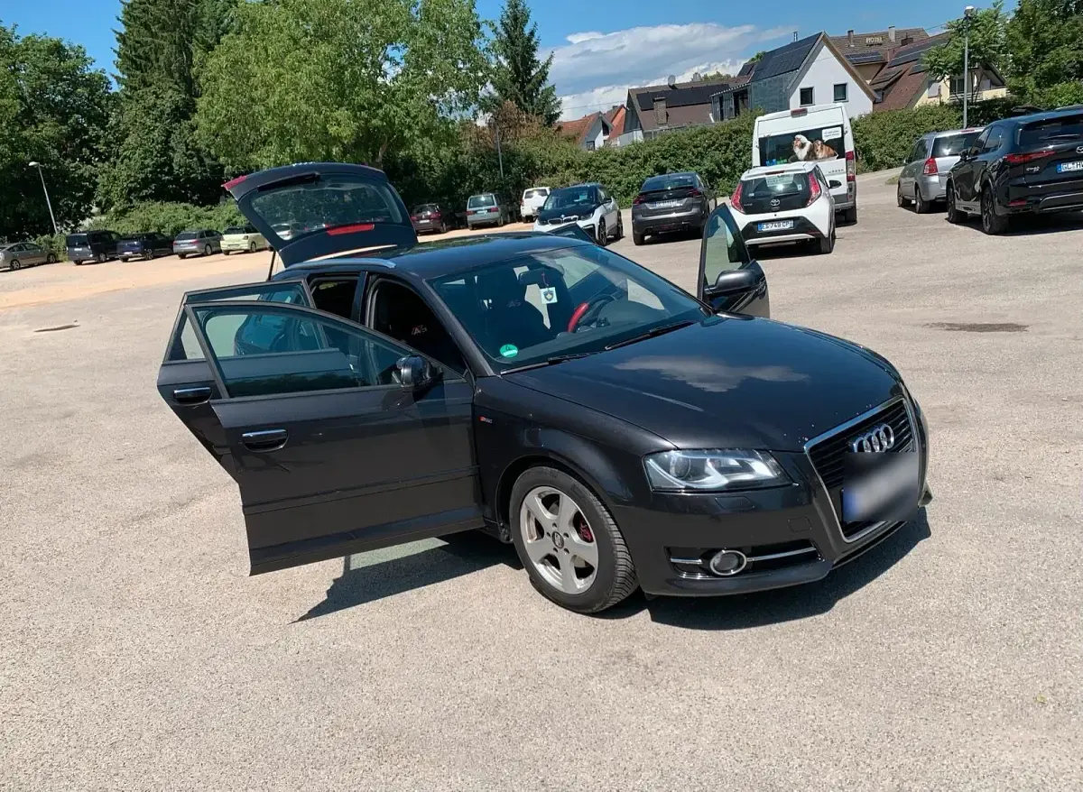 Gebraucht Audi A3 S-Line 140 PS (102 kW) 2011 Schwarz Kleinwagen