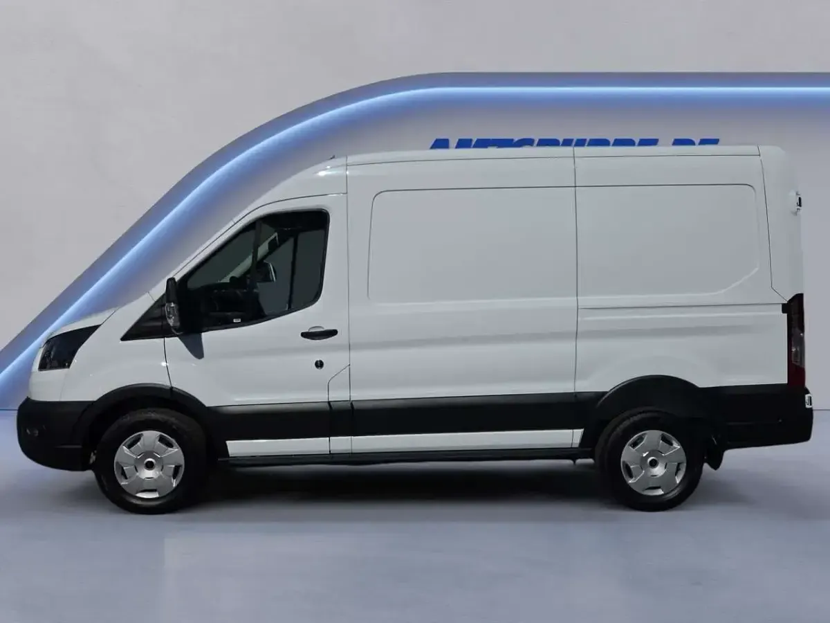Nowe Ford Transit Trend 131 KM (96 kW) 2025 Biały Sedan/Limuzyna