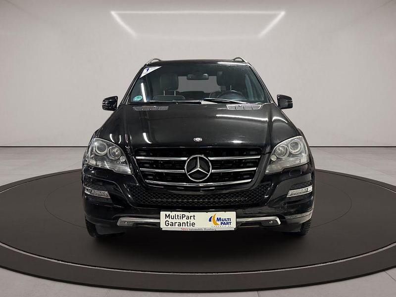 Gebraucht Mercedes ML300 204 PS (150 kW) 2011 Obsidianschwarz SUV