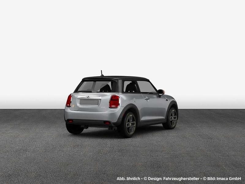 Gebraucht Mini Cooper SE Classic 135 kW (184 PS) 2021 White silver metallic Kleinwagen