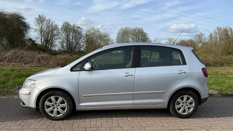 Gebraucht VW Golf IV 106 PS (77 kW) 2006 Silber Limousine