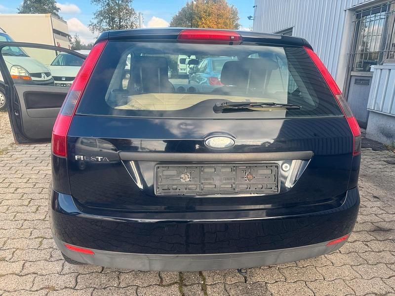 Gebraucht Ford Fiesta 69 PS (50 kW) 2003 Blau Kleinwagen