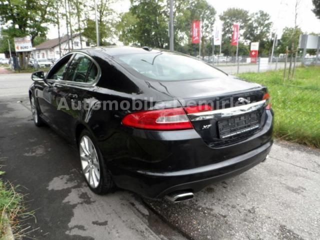 Gebraucht Jaguar XF Luxury 207 PS (152 kW) 2008 Schwarz metallic Limousine