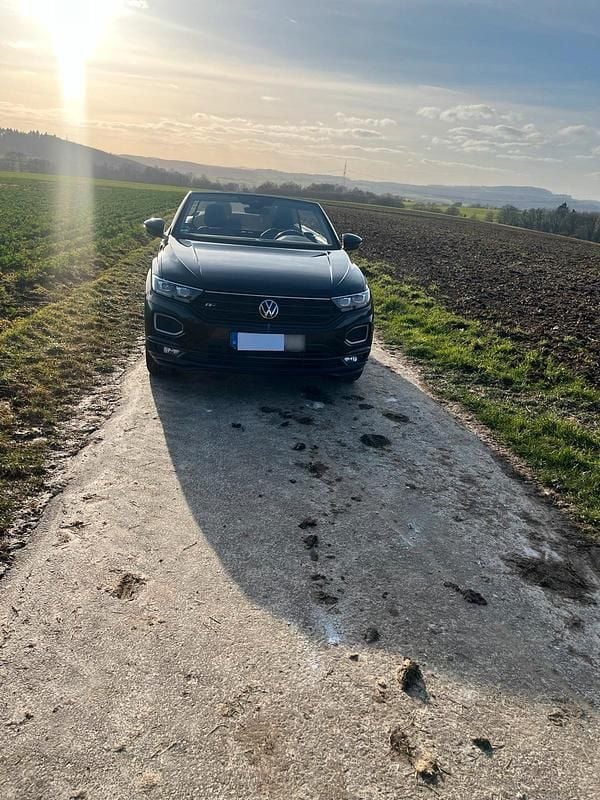 Gebraucht VW T-Roc Cabriolet 15 PS (11 kW) 2021 Schwarz Cabrio