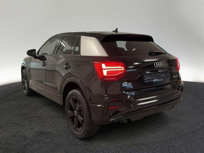 Gebraucht Audi Q2 S-Line 150 PS (110 kW) 2025 Mythosschwarz metallic SUV