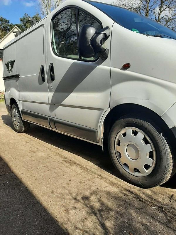 Gebraucht Opel Vivaro 90 PS (66 kW) 2012 Weiß Van / Kleinbus