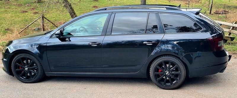 Gebraucht Skoda Octavia RS 184 PS (135 kW) 2017 Schwarz Kombi