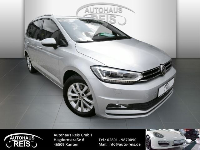 Silber Gebraucht 2017 VW Touran Van / Kleinbus | 19.300 € (Guter Preis) - Bild 1/4